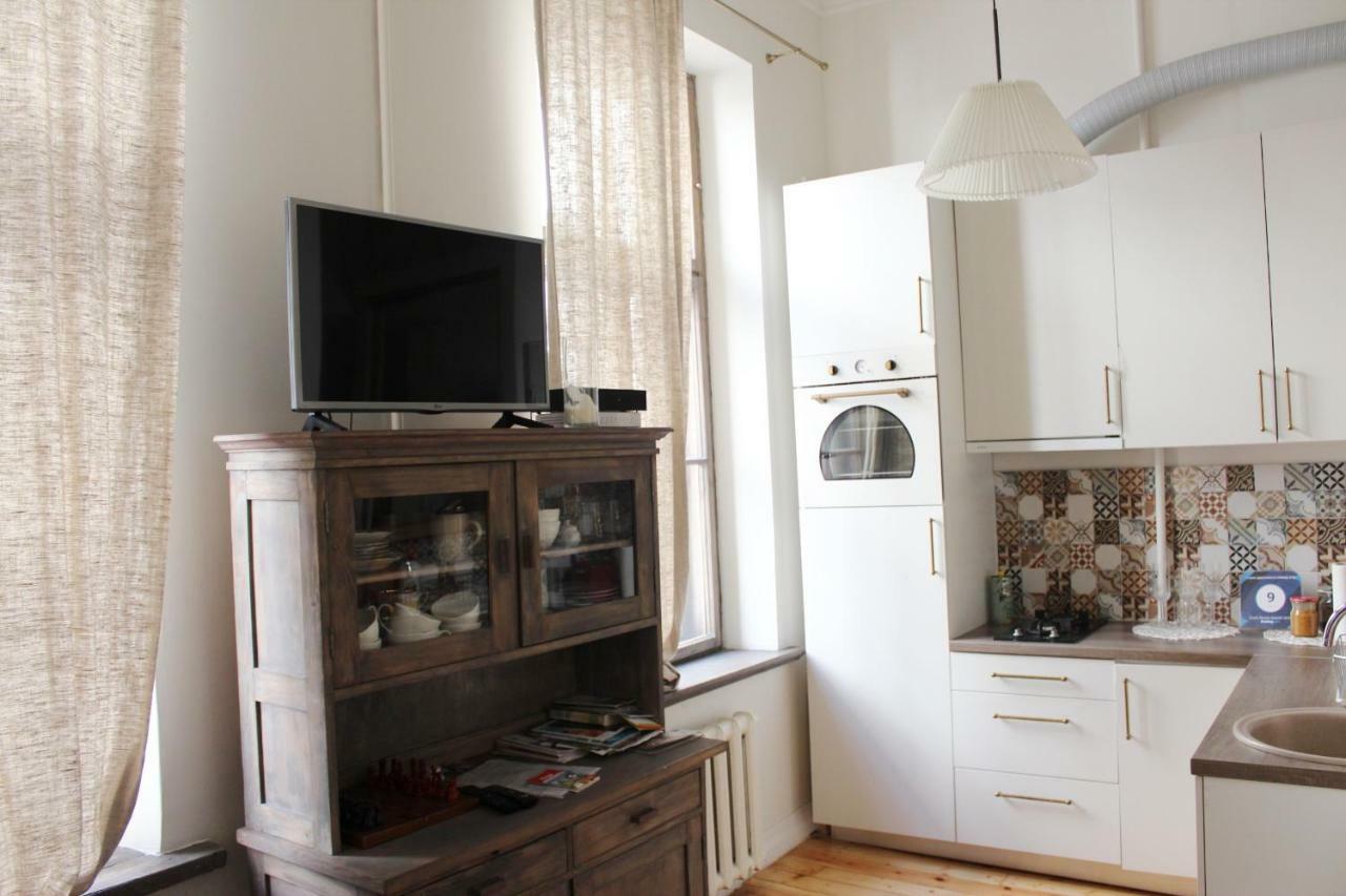 2 Room Apartment In Embasy Area 리가 외부 사진